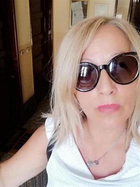 donna cerca uomo marina di massa|Escort Massa carrara, Donna Cerca Uomo Massa carrara